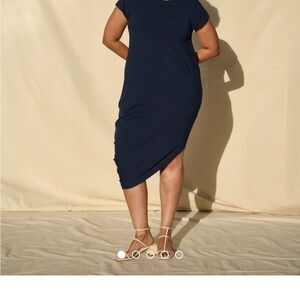 Universal Standard Black Geneva Dress NWT -US size “S”